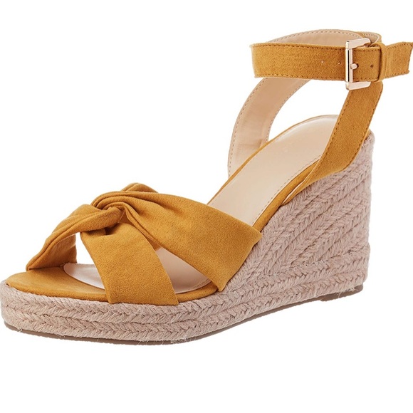 asos gold wedges
